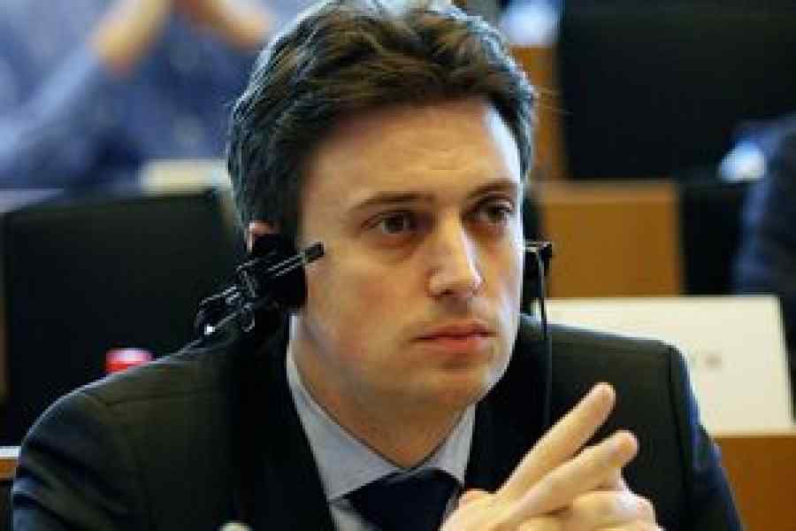 Cătălin Ivan: Dragnea, o văduvă neagră