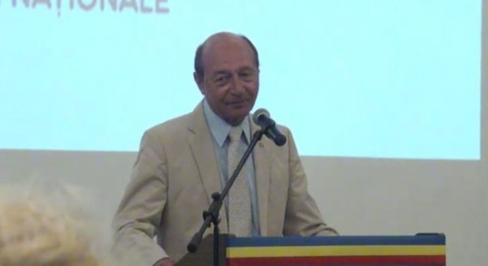 Condiția candidaturii lui Băsescu la parlamentarele din Republica Moldova