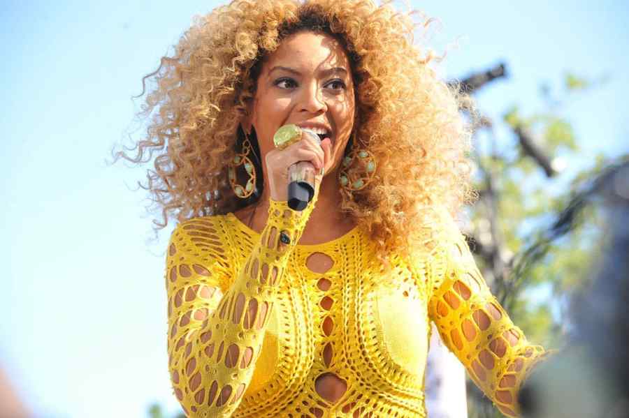 Beyonce, inițiatoarea unui program de burse școlare