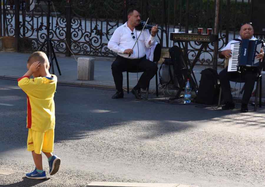 Nu toți apreciază evenimentul „La pas pe Calea Victoriei”