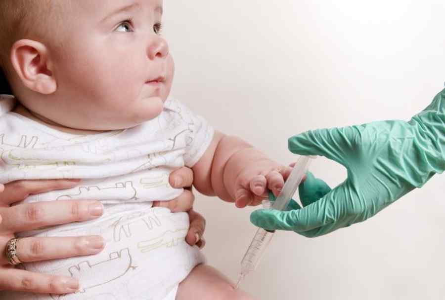 Se oprește exportul paralel de vaccinuri?