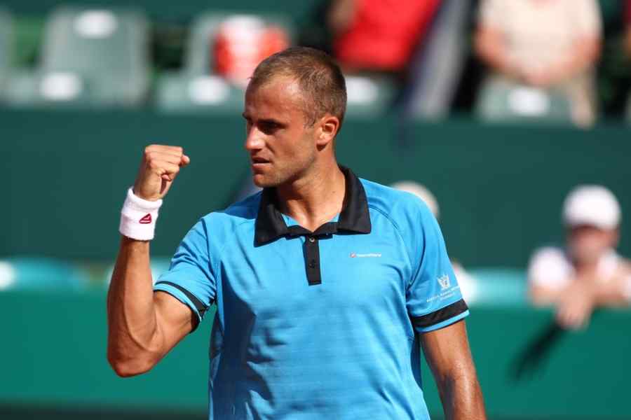 Marius Copil, calificat în finală