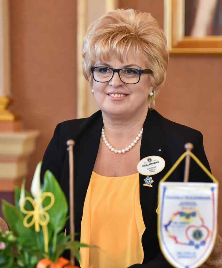 Membrii LIONS sunt cavaleri în lupta împotriva întunericului