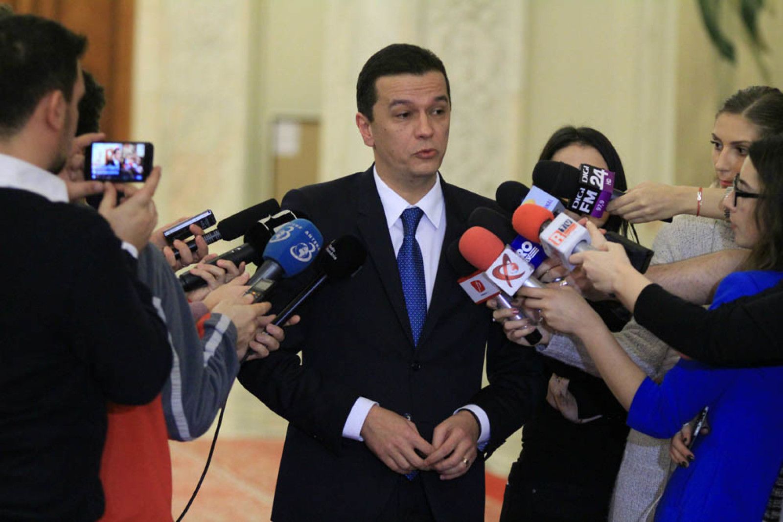Corina Crețu anunță ce așteaptă Bruxelles-ul de la Guvernul Grindeanu
