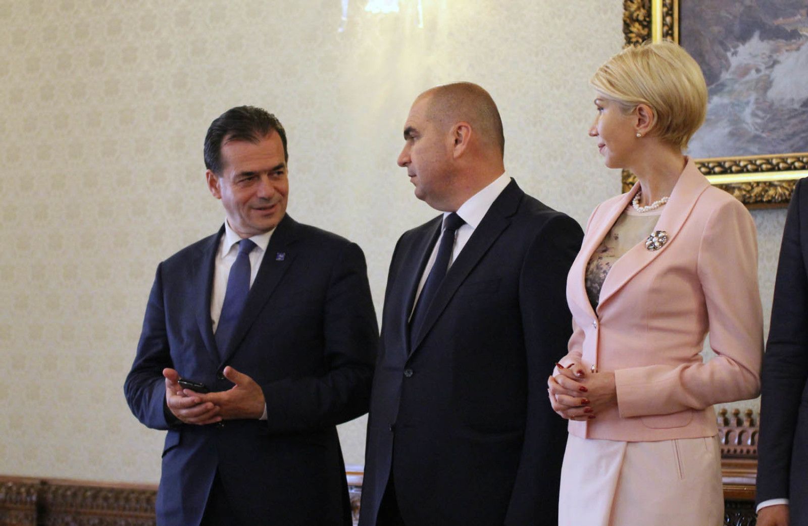 PNL va depune mai multe moțiuni simple