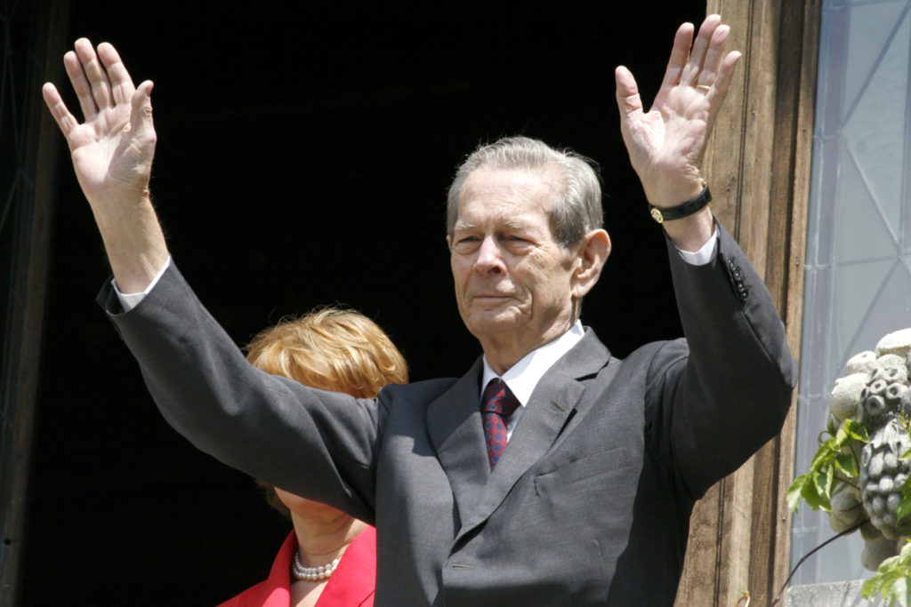 Prima zi fără Regele nostru iubit