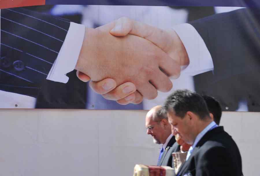 1% din populaţia lumii deţine jumătate din bogăţia mondială