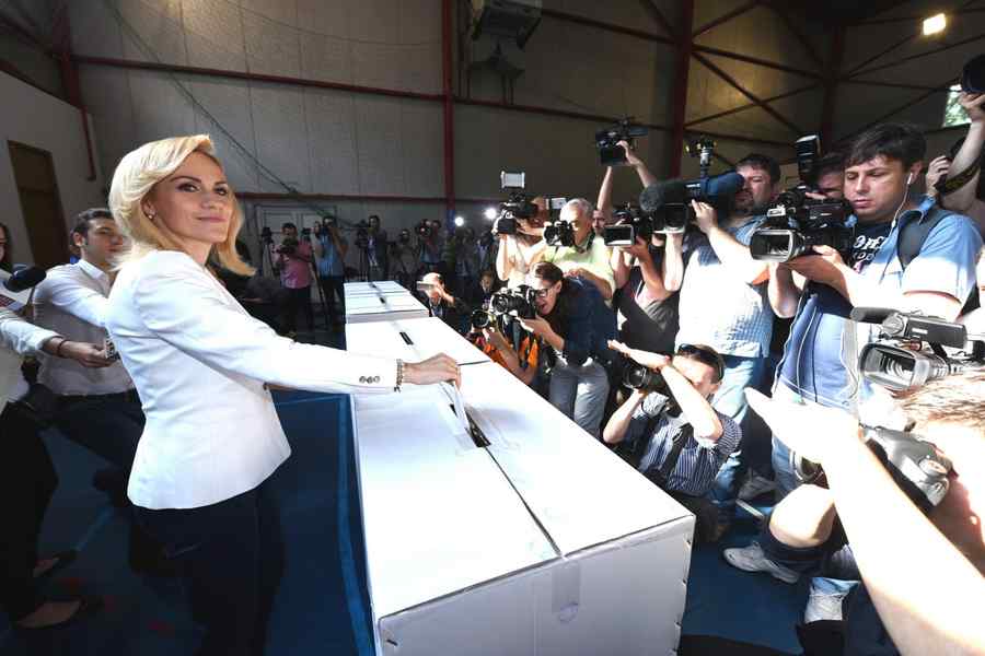 Cu ce „gând” a votat Gabriela Firea