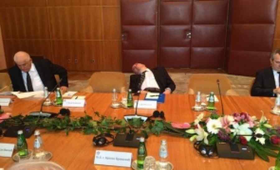 Încă 14 ambasadori:  Dan Mihalache, retras din Marea Britanie