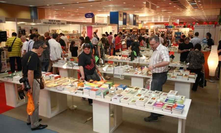 Astăzi se deschide Bookfest