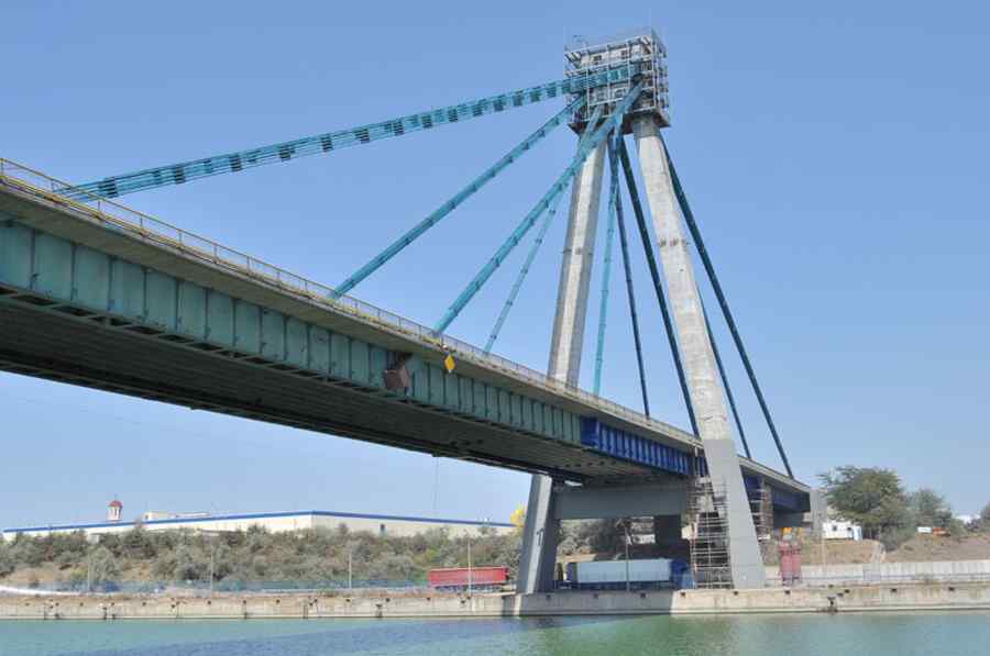 CNADNR menține restricția de circulație pe podul Agigea