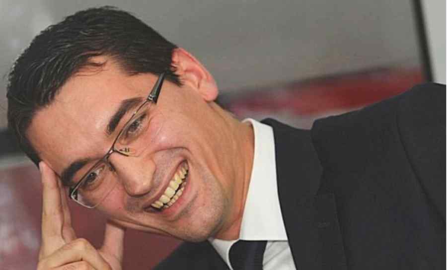 Răzvan Burleanu – omul care a adus demagogia şi lipsa de răspundere în fotbal