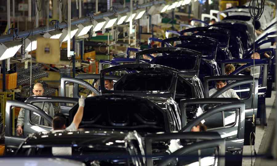 De ce nu vine al treilea producător auto în România