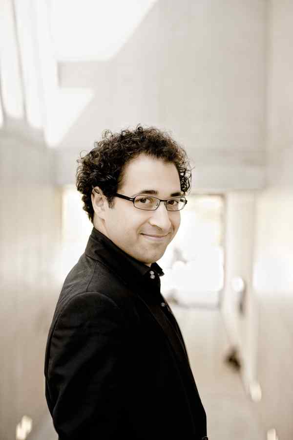 Luna „Oedip” la Londra, în colaborare cu Covent Garden