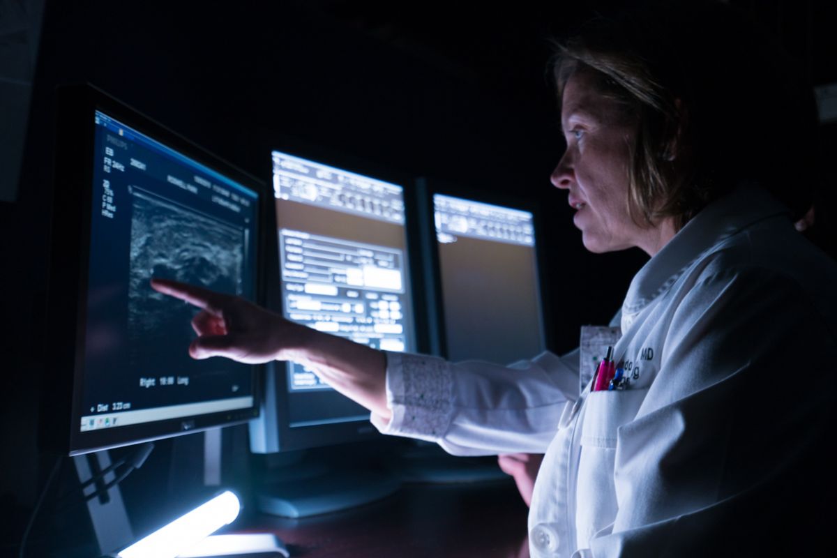 Mai puține femei bolnave de cancer la sân vor avea nevoie chimioterapie