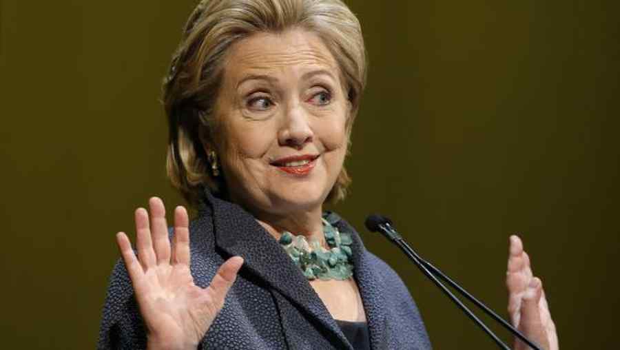 Oliver Stone: Cu Hillary Clinton președinte, vom începe un război