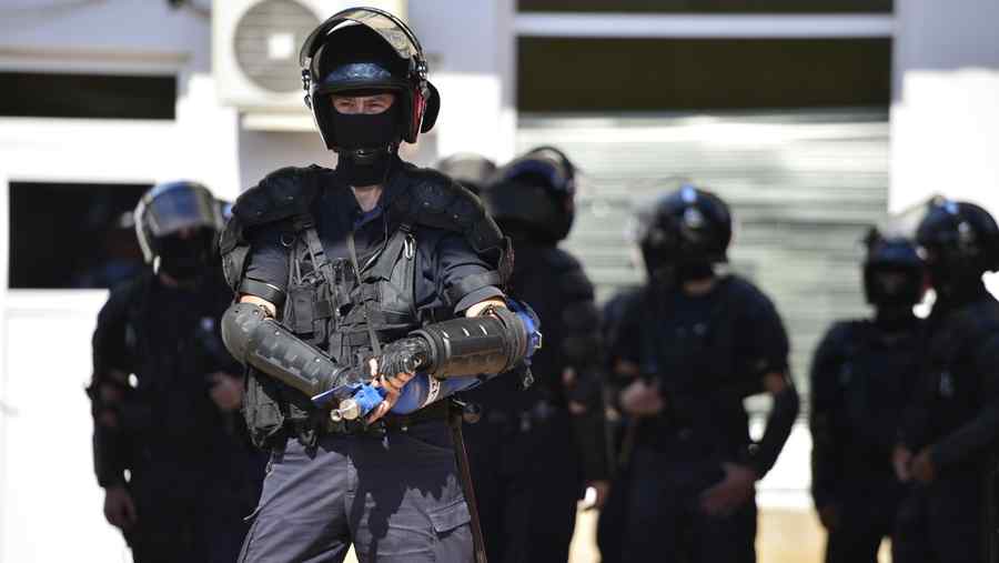 (VIDEO)Bătaie între suporteri la metrou