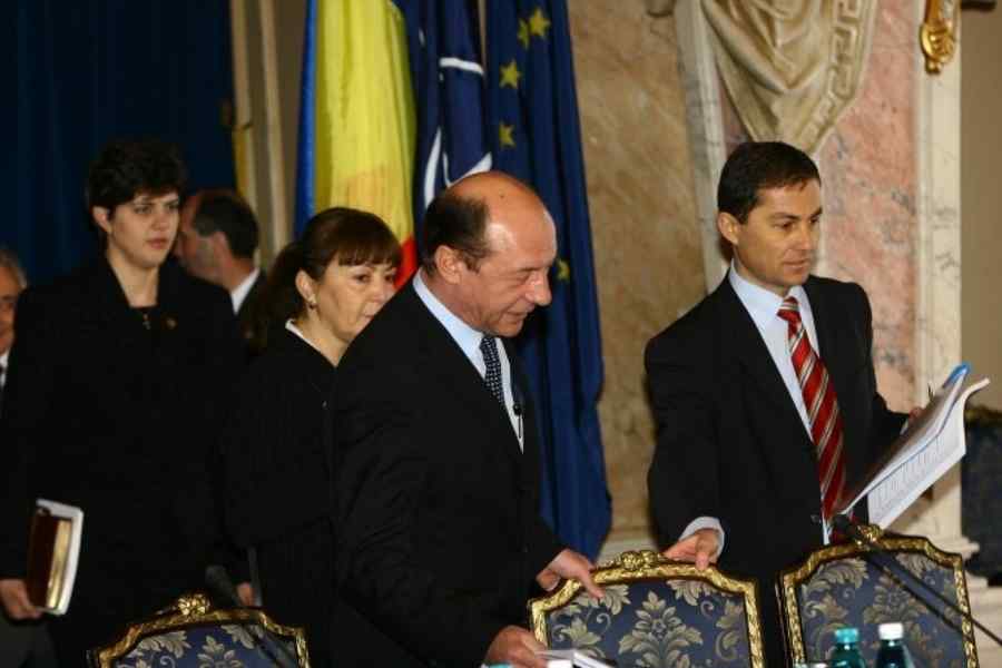 Laura Codruța Kovesi și Traian Băsescu: frații siamezi ai corectitudinii