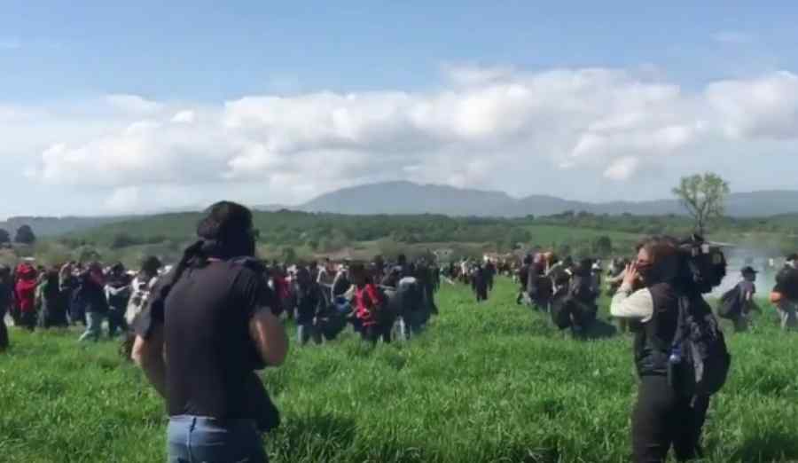 Câmp de luptă la granița greco-macedoneană  (VIDEO)