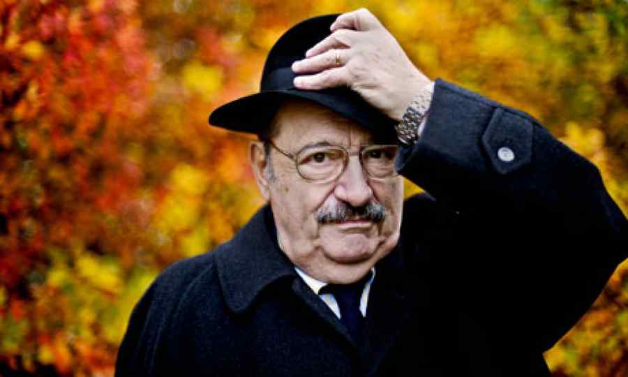 Umberto Eco a decedat