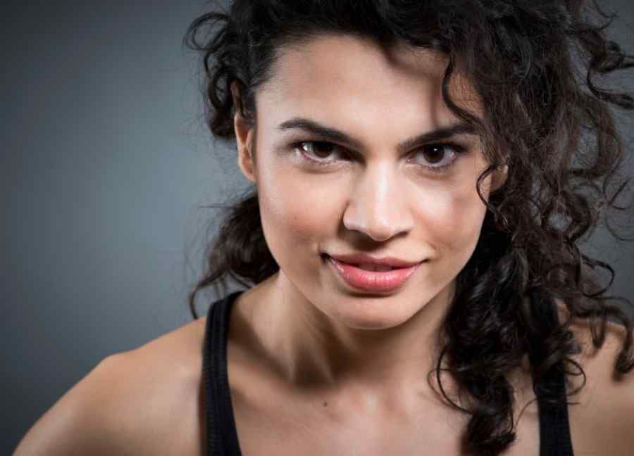„Declar pe propria răspundere” de Alina Şerban, la ICR Londra