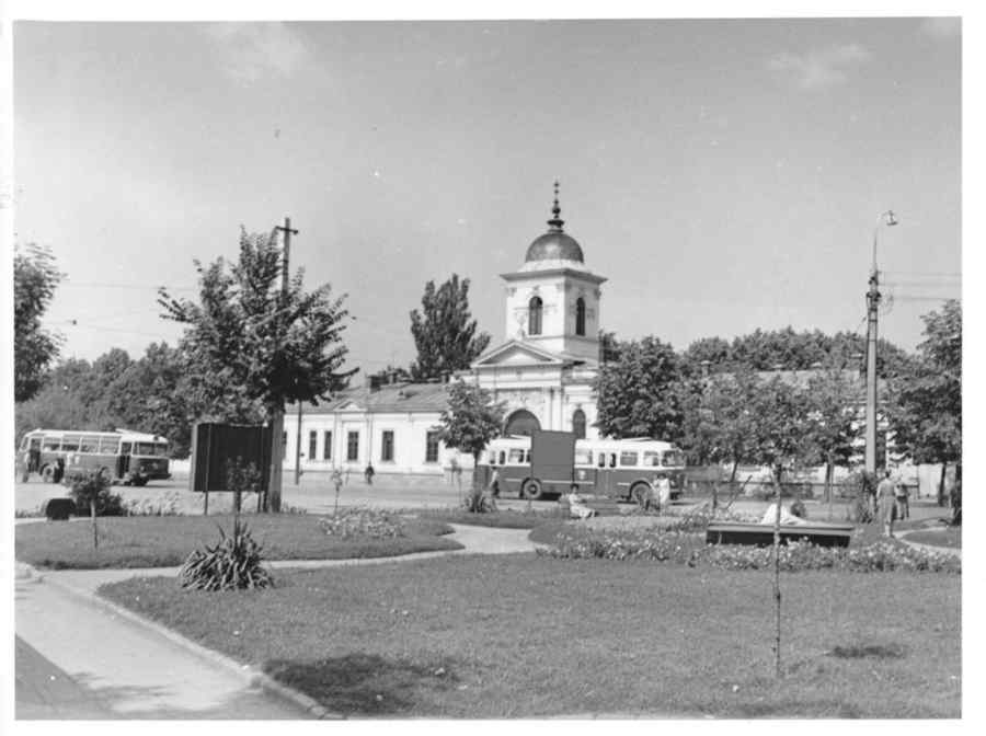 O incursiune în istoriile cartierului Berceni