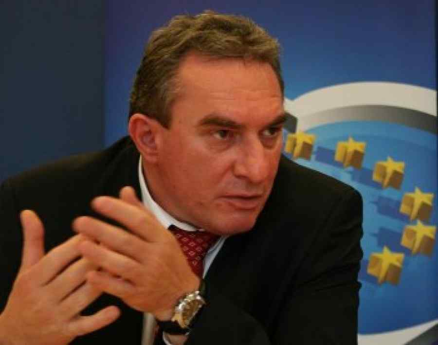 Ieșirea Marii Britanii din UE va afecta direct circa 300.000 de români