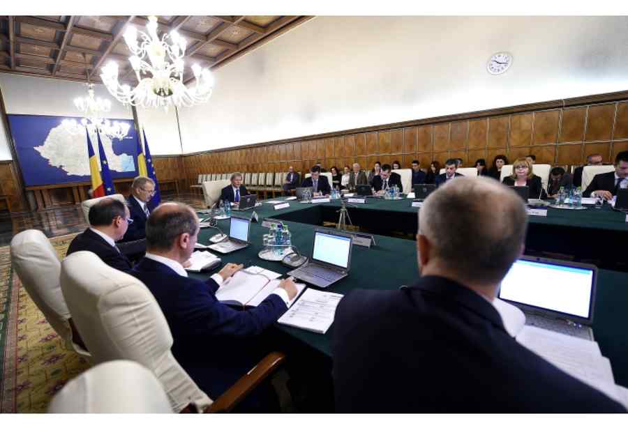 Ziua porților deschise la Palatul Victoria