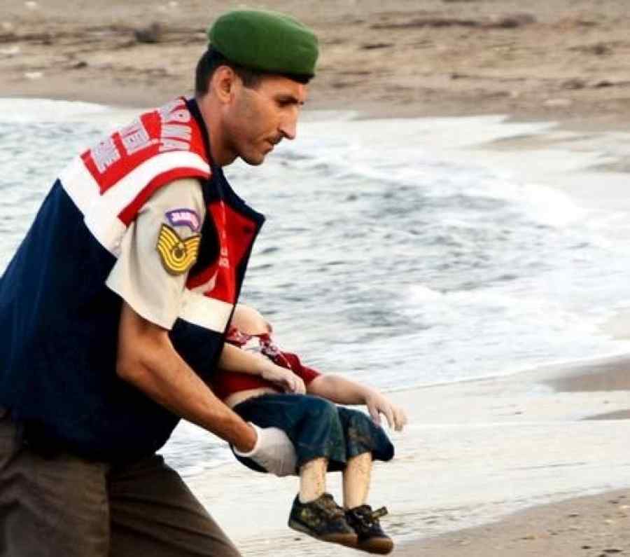 „Charlie Hebdo”, o nouă caricatură foarte controversată (Foto)