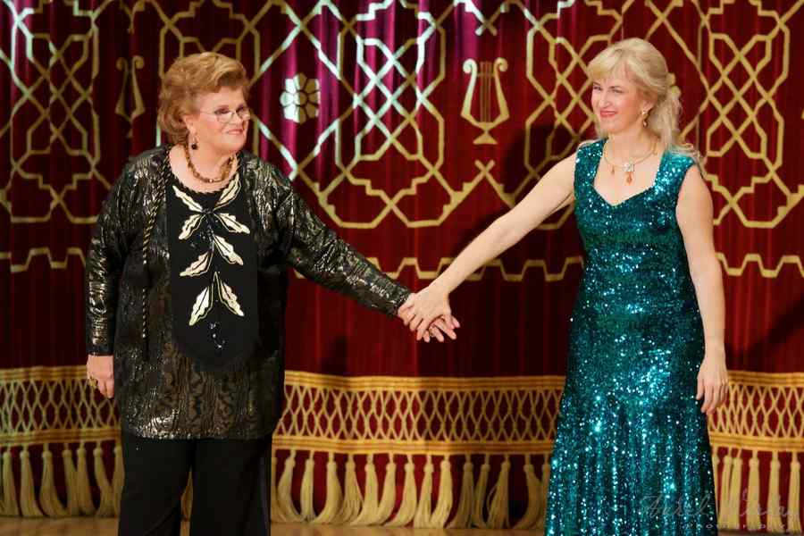 Legendara Viorica Cortez, „Carmen a secolului XX”, în recital la Londra