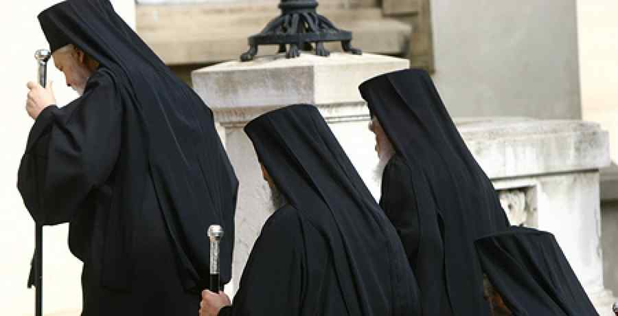 Proiectul de buget pe 2016 prevede creșterea salariilor personalului clerical și neclerical