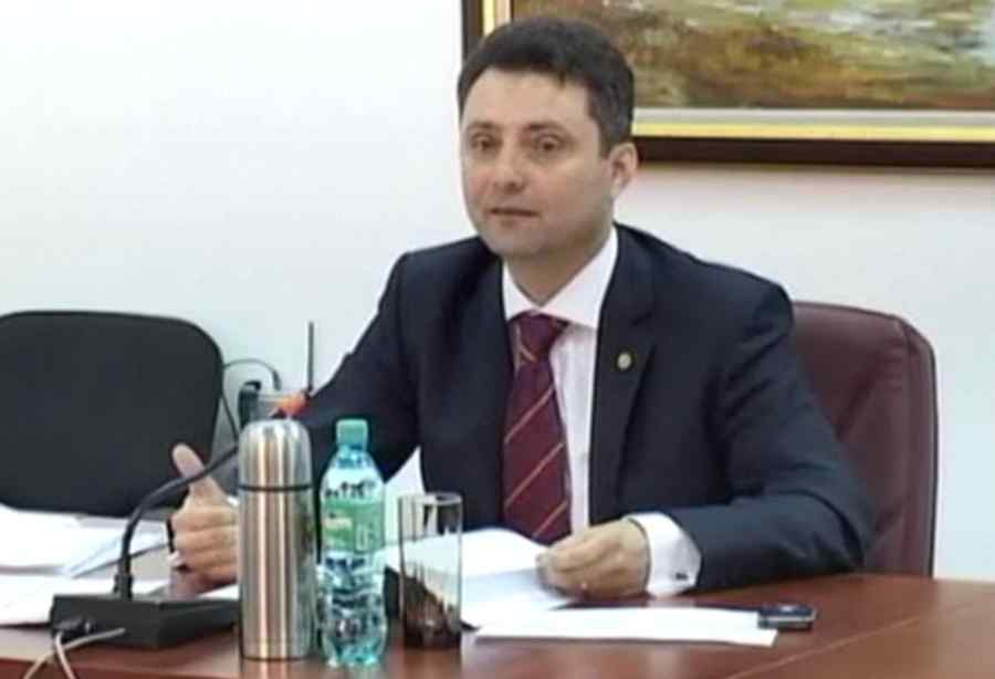 De câte ori ar fi beneficiat Tiberiu Nițu de coloană oficială