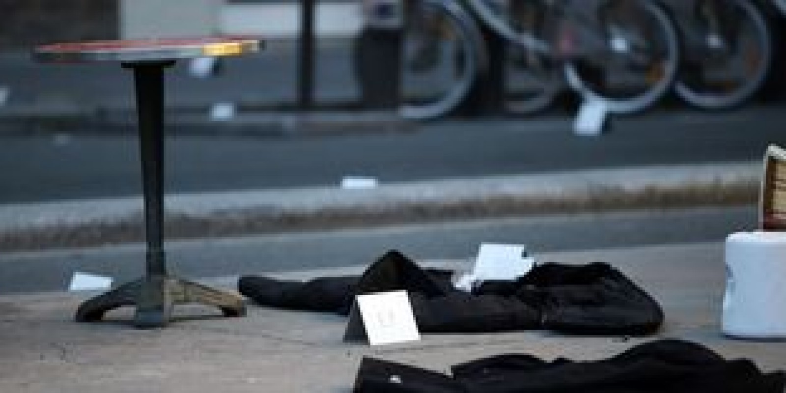 Ce vârste ar fi avut teroriștii de la Paris