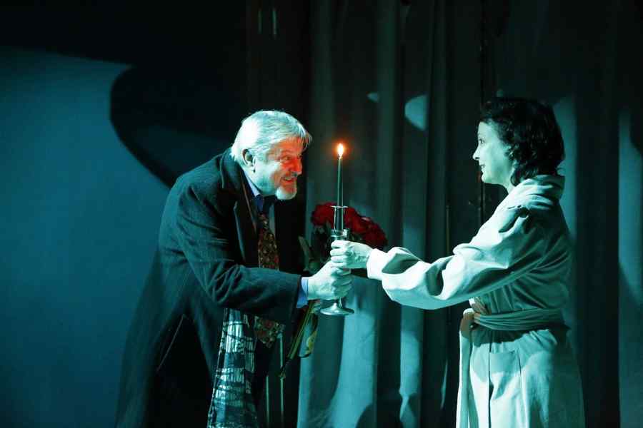 În vremuri dificile, acordaţi-vă clipe de bucurie!