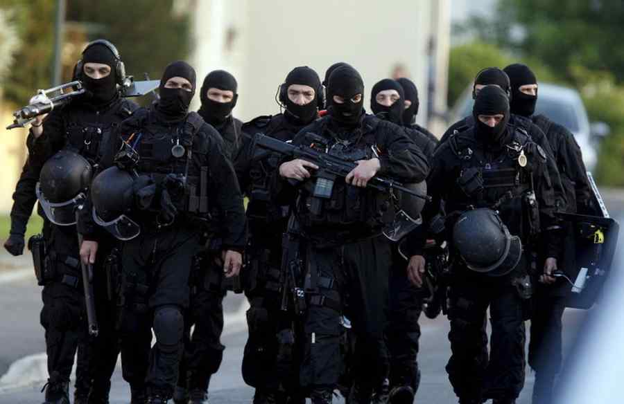 Franța: O femeie kamikaze s-a aruncat în aer (Video)