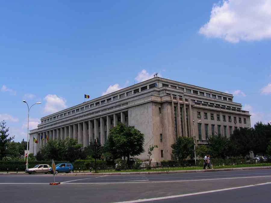 Se pregăteşte o „contrarevoluţie”?