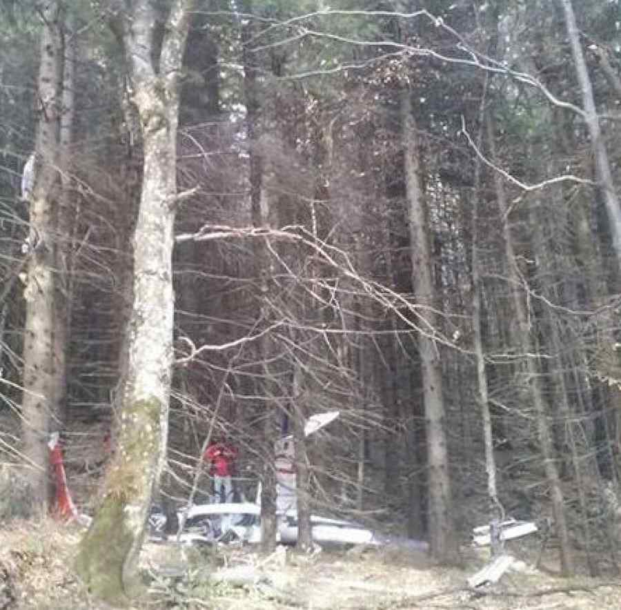 S-au încheiat cercetările la locul prăbușirii planorului