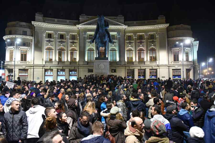 Protestatar: De ce se iese în stradă