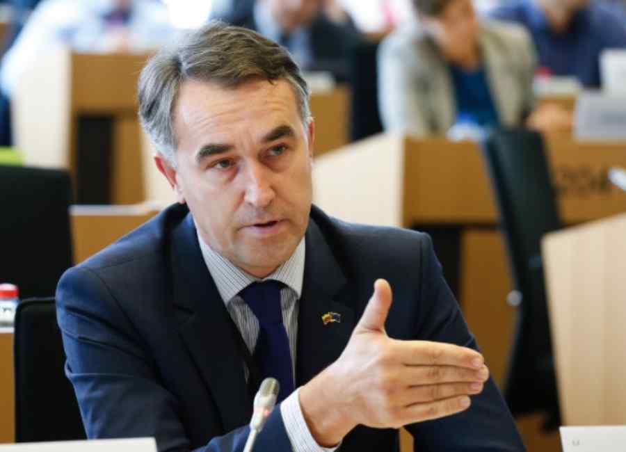 „Din lider al Parteneriatului Estic, Moldova a devenit acum simbol al instabilităţii politice”