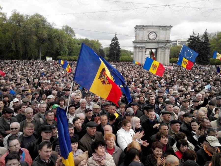 Republica Moldova e la răscruce, Monica Macovei dă cu anticorupția în fasole