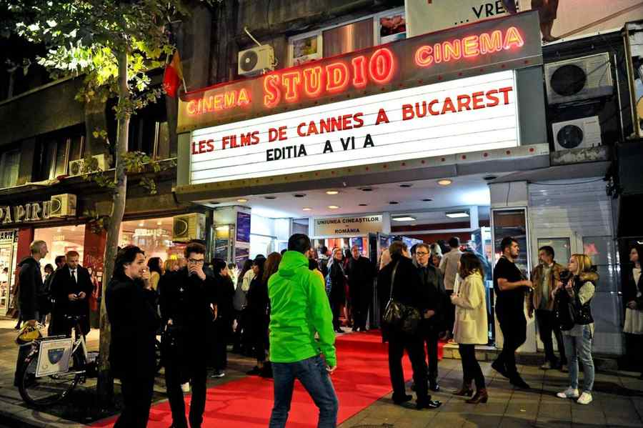 Săli arhipline la „Les Films de Cannes a Bucarest”