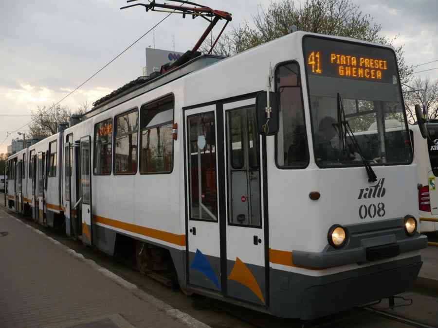 Circulația tramvaielor pe linia 41, blocată