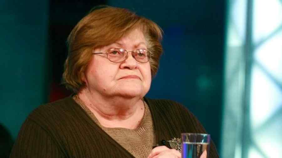 Patru membri ai IICCMER s-au autosuspendat