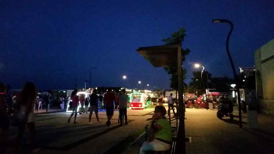Noua promenadă din Mamaia, luminată prost pe timp de noapte