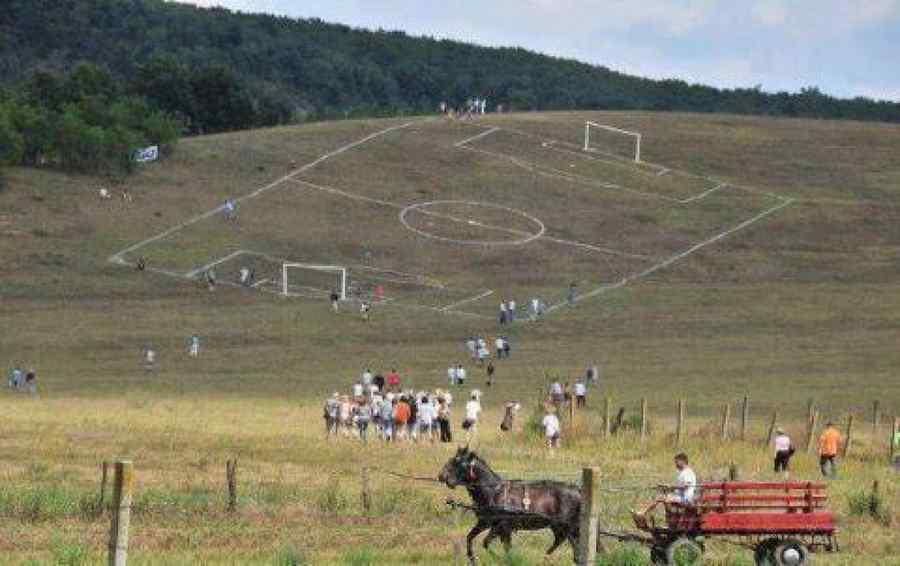 Un sat cu 722 locuitori are echipă de fotbal în prima ligă