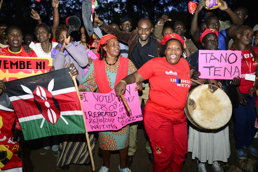 Cu statul de drept, din România până în Africa