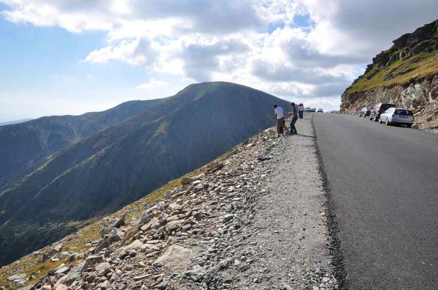 Circulaţia rutieră pe Transalpina a fost redeschisă