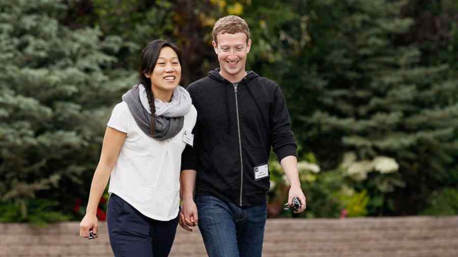 Mark Zuckerberg va fi tată
