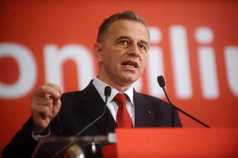 Geoană, apel către „adevărații oameni de stânga” din Parlament