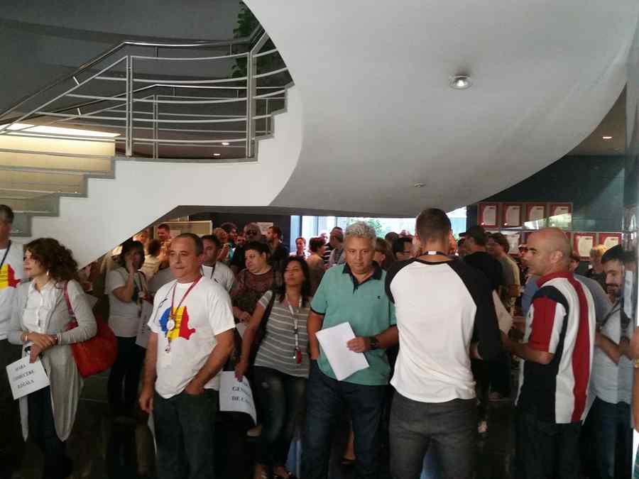 Controlorii de trafic cer demisia CA, demilitarizarea şi depolitizarea instituţiei (video)